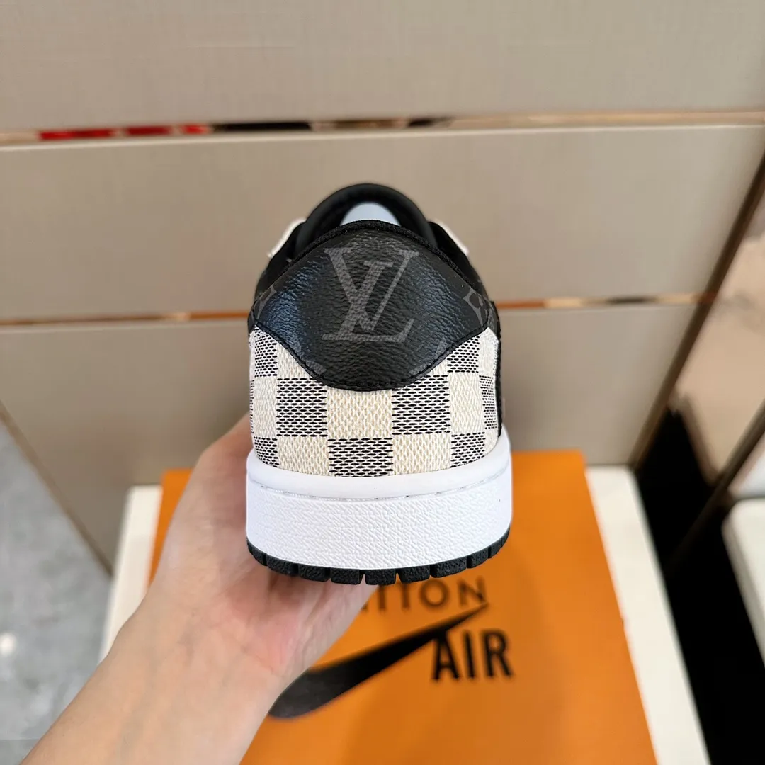 Men's shoes 💰p440 "*OUIS *UITTO* Nike" new original drawer box, co-branded low-top casual sneakers, this sneaker is completely made of denim canvas splicing leather, decorated with Louis Vuitton's iconic monogram and Damierl pattern with natural cowhide piping. The upper of this shoe combines LV’s most classic Monogram and Damier elements, giving it a sense of luxury and recognition! Size: 38-45
